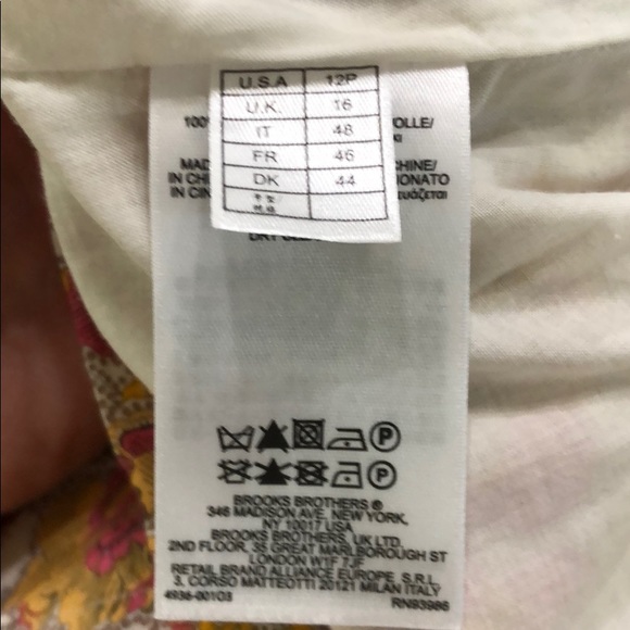 (Sold) Brooks Brothers Liberty Art Fit & Flare Dre - Picture 9 of 10